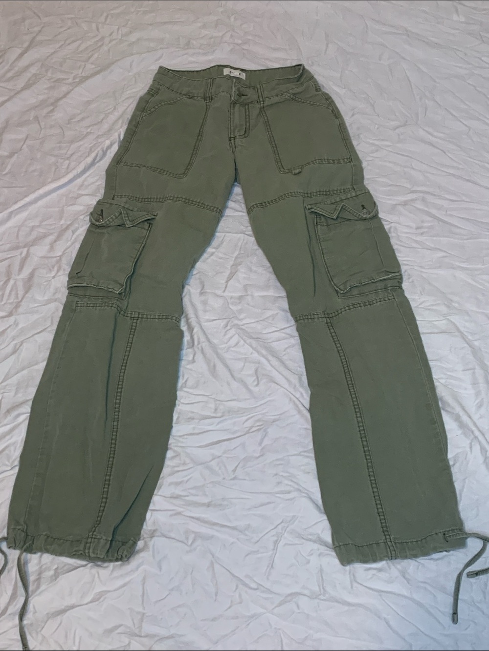 Women’s Garage Olive Cargo Pants